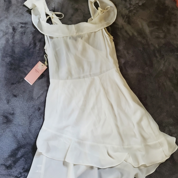 Pretty Lady White Dress - Picture 6 of 7